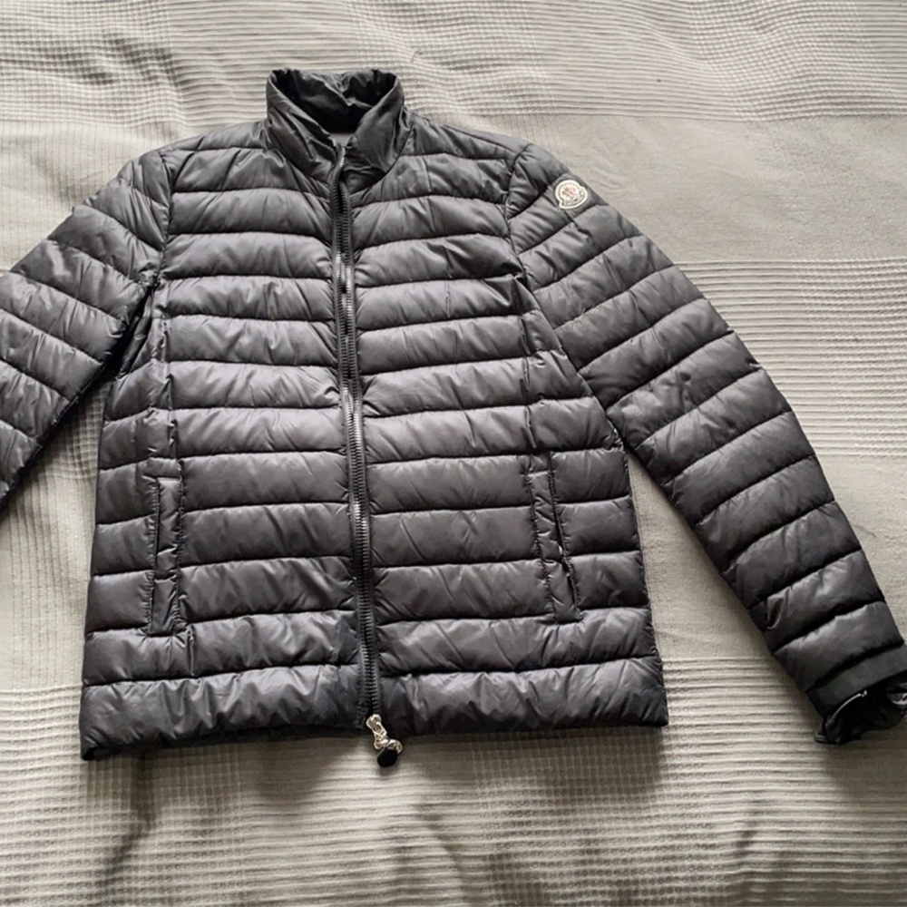 MONCLER 💯 authentic jacket size 0, stunning and elegant MONCLER jacket down❗️ - Picture 2 of 16
